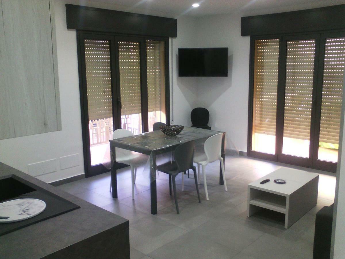 Diana Apartment วาลเดอรีส ภายนอก รูปภาพ